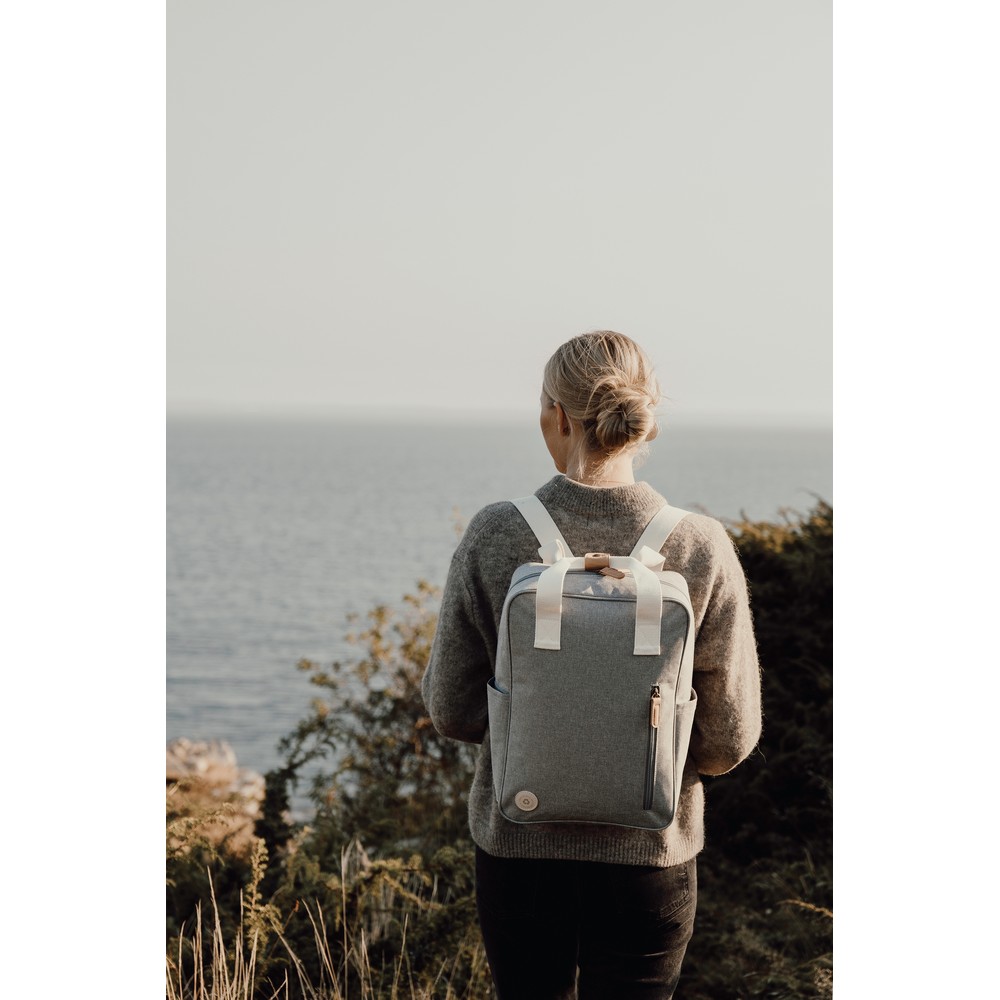 VG623-19_V7600102__M_404